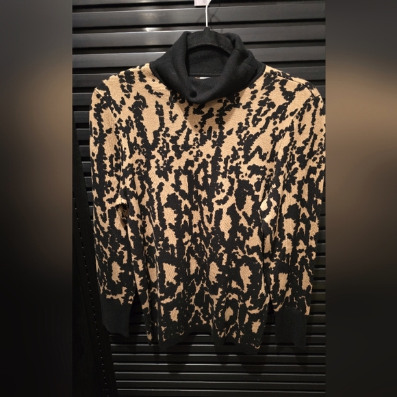 Chico's Sweaters - Chicos animal print Black and Tan Sweater